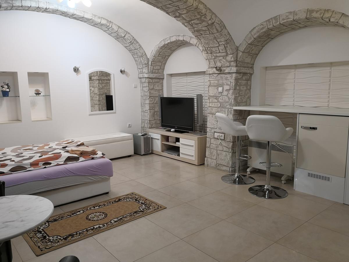 Apartment Zemun Old Town Center Belgrad Dış mekan fotoğraf